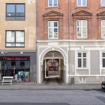 Aday - 3 Center Apartment Aalborg